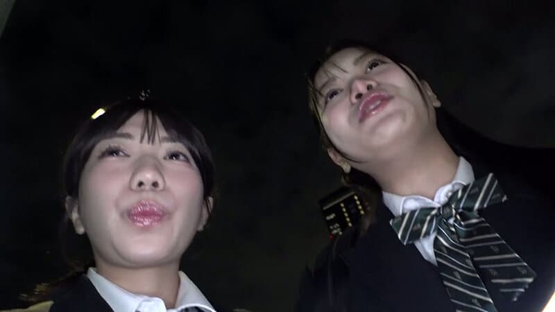 1king00343 | 仲良し女〇〇生対抗！どでか固定ディルドシーソー対決！挿入状態で腰を振り先に5回潮を噴いたら勝ち！負けたら即ハメ中出し！上下運動で刺激されてイキ潮が止まらない未成熟おま〇こに大人のデカチン激ピストンで潮！潮！～ゆあ＆なつこ編～ 画像 1