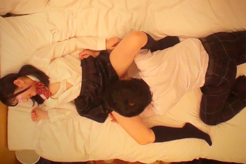 dkra02401 | ‘時限式絶対に破けるコンドーム’を渡して同じ学校に通う男女の友達同士へ強●中出しドッキリ企画！同級生男女がラブホテルで抜かずの連続射精ミッションに挑戦！ゴム内にパンパンに溜まっていた精子が突然コンドームが破れて想定外の膣内大量射精！！ 2 みゆ 画像 3