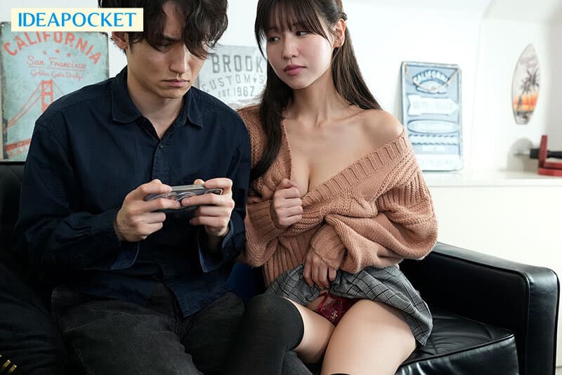 ipzz00850 | ニートのボクを心配した幼なじみの「もも」が社会復帰を賭けTTM（勃ったら負け）ゲームを提案！ドスケベBODYを駆使した過激過ぎるエロ誘惑に秒殺フル勃起のフルボッコ射精させられたボク。 桜空もも 画像 2