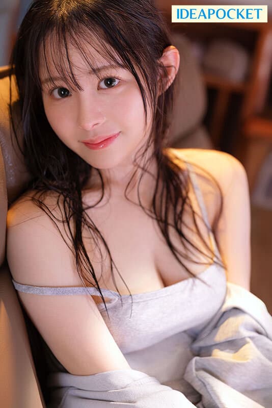 ipzz00857 | 突然の豪雨で小動物みたいな女後輩宅へお泊まり 酔って距離感近くなり可愛すぎる顔と隙だらけの部屋着姿に彼女持ちの俺、我慢の限界… 山田鈴奈 画像 1