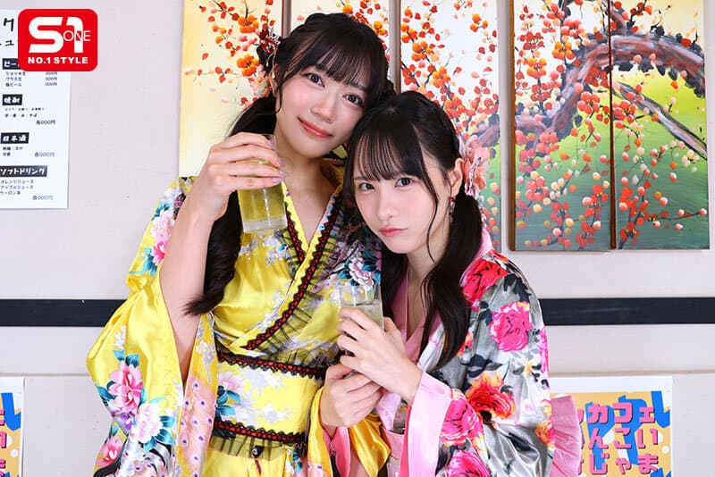 sivr00479 | 【VR】出張先の方言コンカフェで東北美人と意気投合 田舎の冬はセックスしかヤルことなくて きめ細かい美肌でぬくぬく超密着サンドイッチ逆3P 明日葉みつは 村上悠華 画像 3